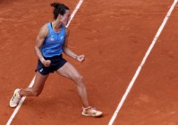 22岁黑马太励志：首战大满贯即进8强！排名升241位 曾遭投诉体臭