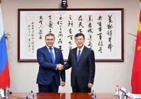 科技部部长阴和俊会见俄罗斯科学和高等教育部部长法利科夫