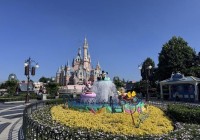 迪士尼落户重庆乌龙事件:国际IP狂热背后的旅游消费心理警示