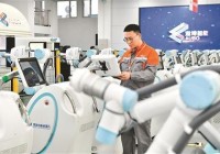 养老机器人温暖幸福晚年