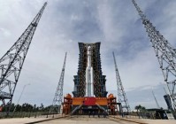 青年早新闻|特朗普宣布将征收30%关税 欧盟、墨西哥回应