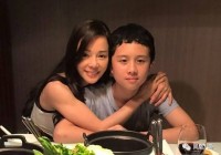 11岁儿子要捧妈妈胸部入睡？成长在奇葩家庭有多可怕