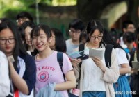 给错题本植入“记忆篡改器”:学渣把失误变奇幻故事