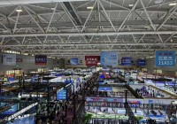 中际旭创、新易盛、网传Oracle主供商现身光博会 16T样品集中亮相 也有从业者担心AI泡沫