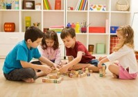 游戏里哄小孩的游戏有哪些