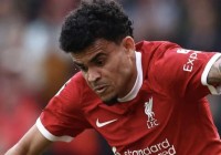 TA:迪亚斯的未来尚不确定巴黎和巴萨曾传闻对他有意