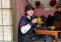 44岁柳岩回湖南怀化老家探亲柳岩哥哥罕见露面祖宅典雅温馨！