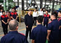 时政微观察丨让传统产业焕发新活力