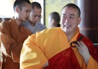 拔出萝卜带出泥！释永信老底被扒原来身披16万袈裟只是冰山一角